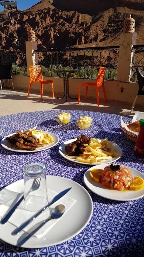 Auberge Restaurant Zahra Boumalne Dades ภายนอก รูปภาพ